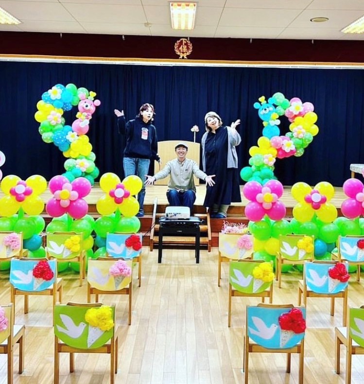 みんなの卒園式の飾り〜壁面、花道、入り口や控室など、会場の手作り装飾アイデア〜保育と遊びのプラットフォーム ほいくる