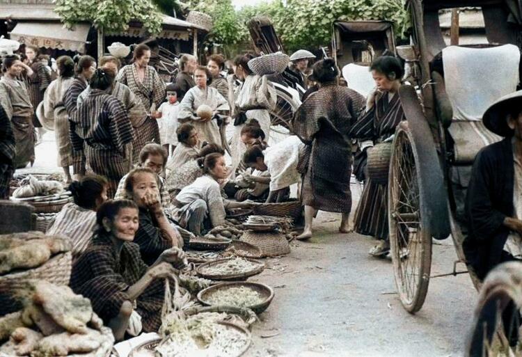 あの時、島は戦火にのまれた。米兵が見た「沖縄戦」カラーで振り返る