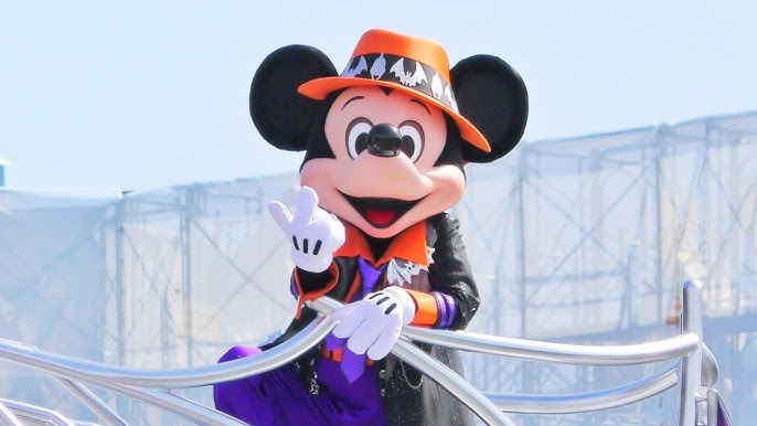 TDLハロウィーン 2017｢ハロウィーン・ポップンライブ｣ ぬいぐるみバッジ 魔女風衣装の3ガールズ勢ぞろい 1 3- ディズニー特集-ウレぴあ総研