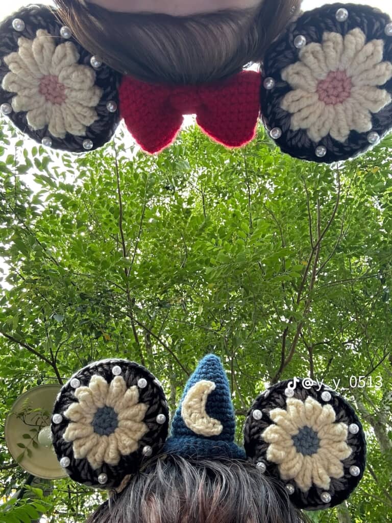 ディズニー ピンク カチューシャ 4人 お揃い コーデ