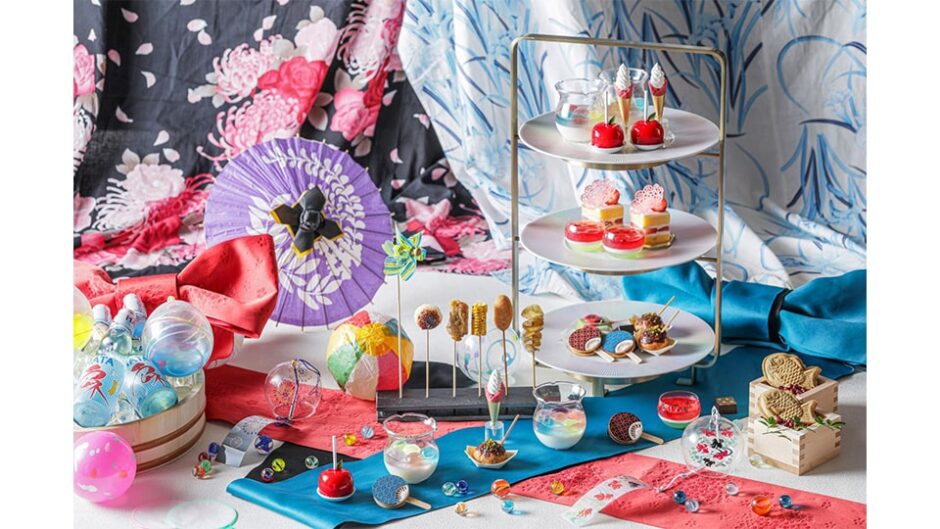 ヒルトン東京ベイ「夏祭り」スイーツビュッフェ、“まるで焼きそば”タルトやたこ焼き風プチケーキ - ファッションプレス