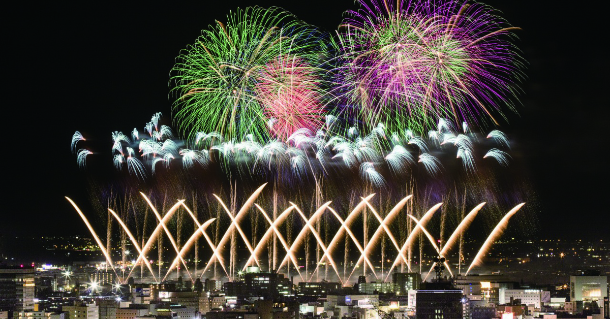 第117回長野えびす講煙火大会 いよいよ10月になりました💦 花火協賛金募集など様々な業務に追われ情報発信が滞り大変申し訳ございません💦第117回長野えびす講煙火大会 JR東日本様の駅構内ポスターデザインができてきました！ このポスターの写真を長野駅コンコース横長