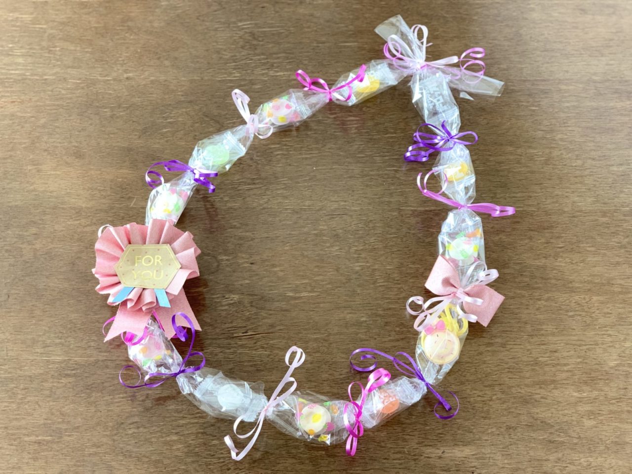 子供に配るキャンディレイ！ものすごく簡単に手作りする方法築40年おんぼろ部屋の模様替え