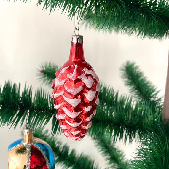 100均材料で「松ぼっくりツリー」を作りました！ クリスマスのハンドメイド・作り方紹介！LEE