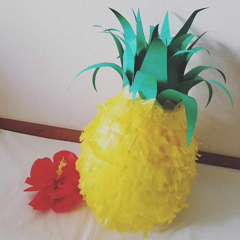 クリスマスピニャータ