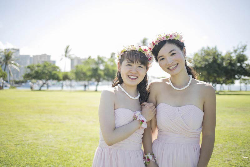 結婚式スーツの選び方とは？年代・立場・季節別に着こなしポイントを解説！ - ENJOY ORDER Magazine