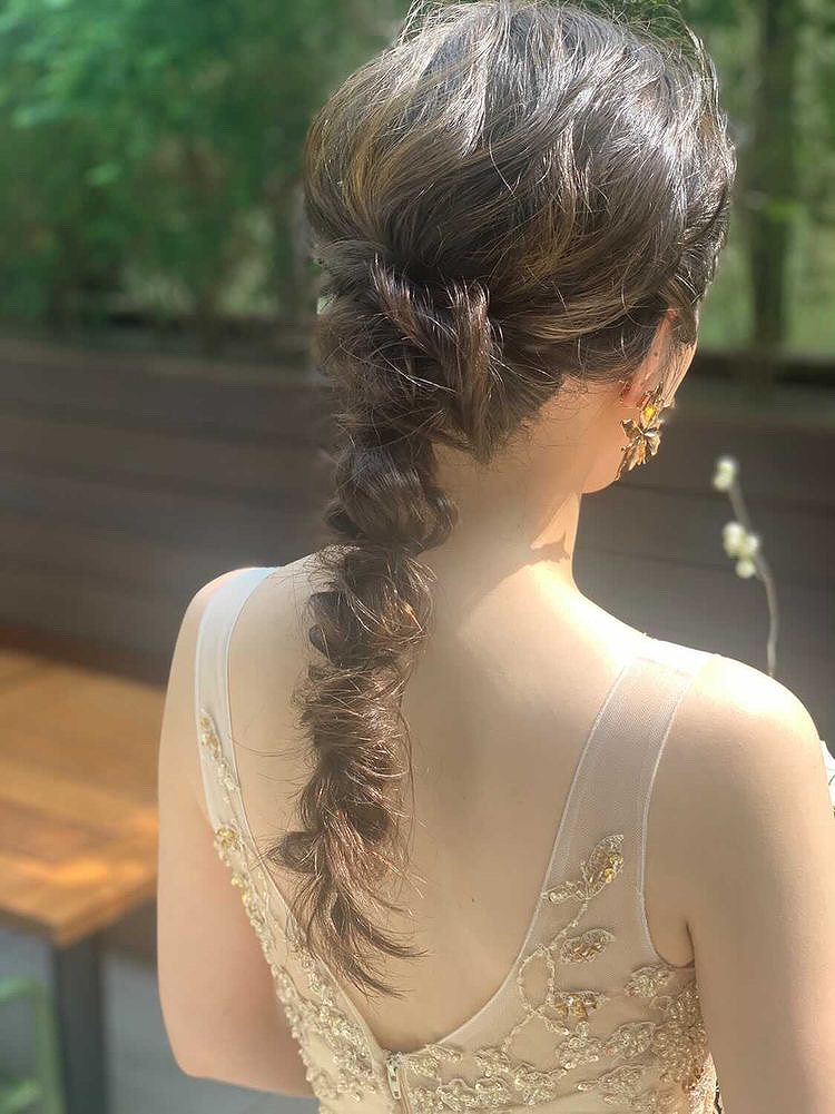 ブライダルアクセサリー 人気のローポニーにおしゃれに合わせていただけるヘッドドレス&リボン🌼 トレンドライクで華のあるドレス姿が完成🤍𐬹𐬹𐬹𐬹𐬹𐬹𐬹𐬹𐬹𐬹𐬹𐬹𐬹𐬹𐬹𐬹𐬹𐬹 𝖡𝖱𝖨𝖣𝖠𝖫 𝖠𝖢𝖢𝖤𝖲𝖲𝖮𝖱𝖨𝖤𝖲