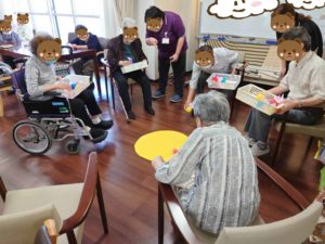 デイサービス レクリエーション 高齢者 十五夜 senior center activities - YouTube