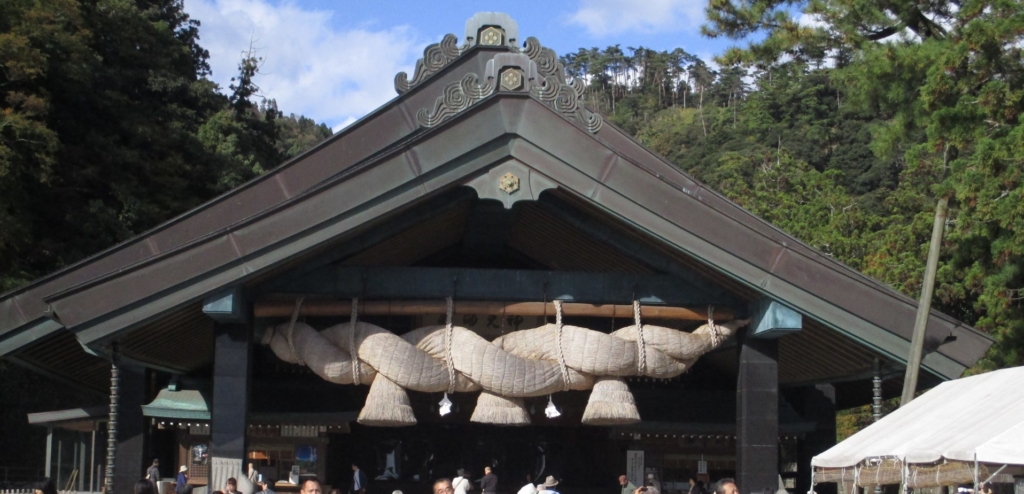 日本一の「しめのこ」にゃ！！ 出雲大社神楽殿の大しめ縄と 同じサイズにゃΣ ﾟ艸ﾟ〃飯南町「大しめ縄創作館」では 出雲大社神楽殿の大しめ縄が作られた時の映像も じっくりみせてもらえるにゃ⸜ * ॑꒳ ॑*⸝大しめ縄創作館飯南町頓原出雲大社大しめ縄