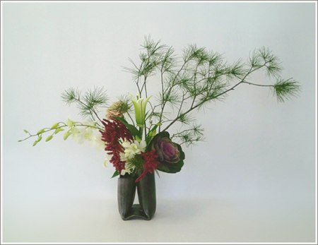 季節を愉しむ 花あしらい 年始に飾ろう！お正月感溢れる華やかなあしらいLOVEGREEN ラブグリーン