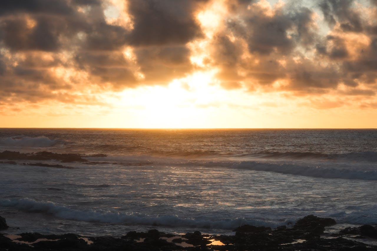 2026年版 福岡の初日の出おすすめスポット13選！日の出時間や穴場、絶景の海も紹介。人気の初詣ランキングも！RETRIP リトリップ