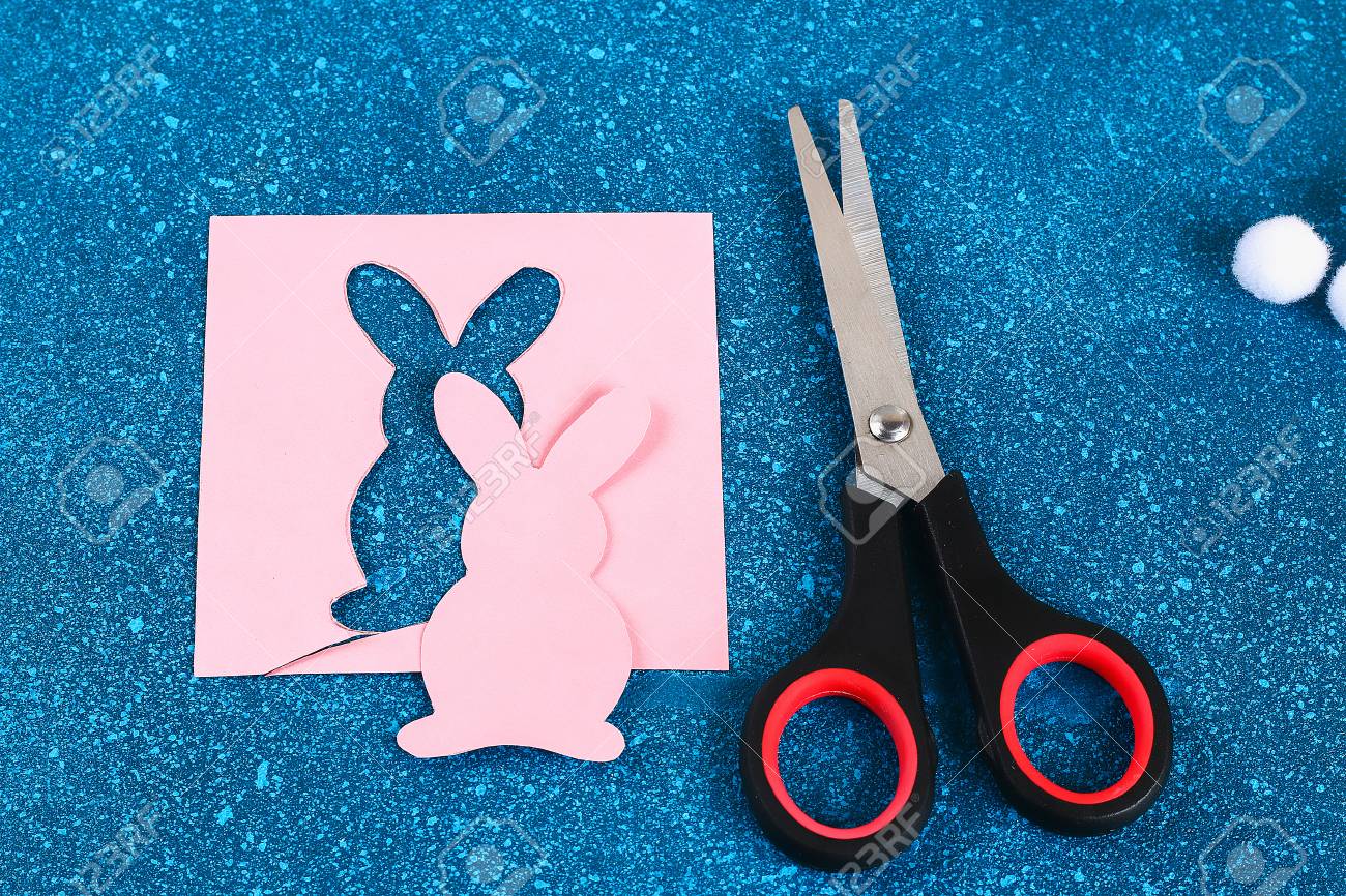 ふわふわしっぽのイースターバニーガーランドの作り方 無料テンプレートARCH DAYS