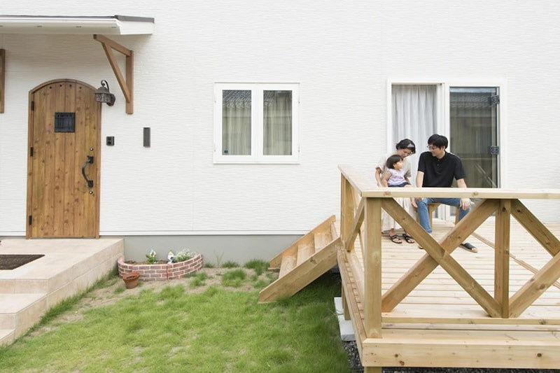 AmazonJOGIO ファイヤーピット テーブル バーベキュー 大人数 耐熱性 自宅 庭 家庭用 囲炉裏 おしゃれ 焚き火台 BBQ家族5人～10人ぐらい最適楽しい 小さい グリル 焚火台 キャンプ用 大型 ステンレスグリル コンロセットアウトドア キャンプ81*81*60cmJOGIO