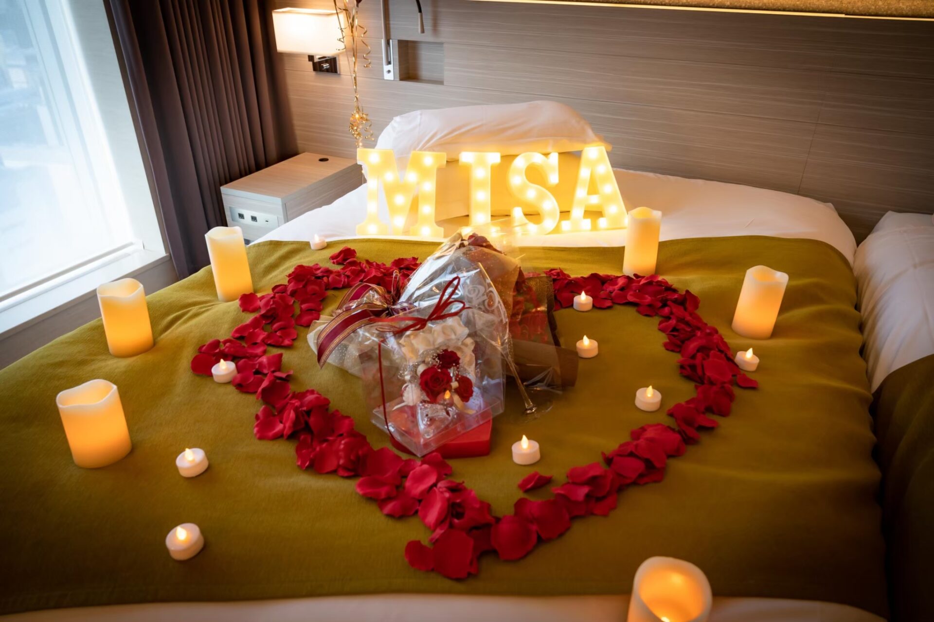 サプライズお申し込みフォーム -公式最安 深層水温泉 大阪逸の彩ホテル - HINODE HOTEL