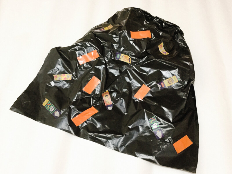 手作りハロウィングッズ １枚着るだけで仮装が完成！とんがりフードの魔女マントの作り方nunocoto fabric