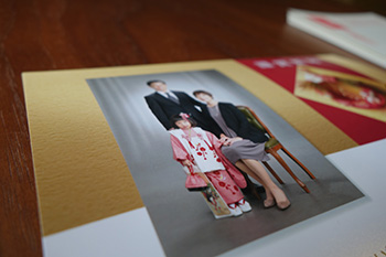 七五三の写真を年賀状で使うなら！作り方・文例などを紹介 - ハピリィフォトスタジオ