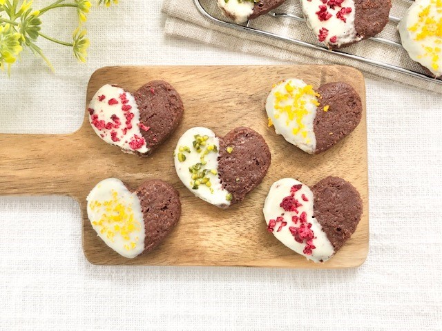 バレンタイン☆ハートのチョコがけ絞りクッキーと配り用ラッピング : 日々のごはんとおやつのネタ帳～簡単なのも、丁寧なのも～ Powered byライブドアブログ