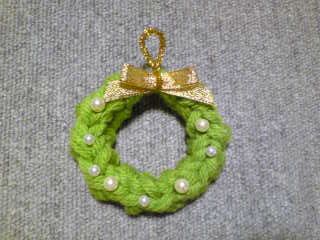 かぎ針編み クリスマスリースオーナメントの編み方