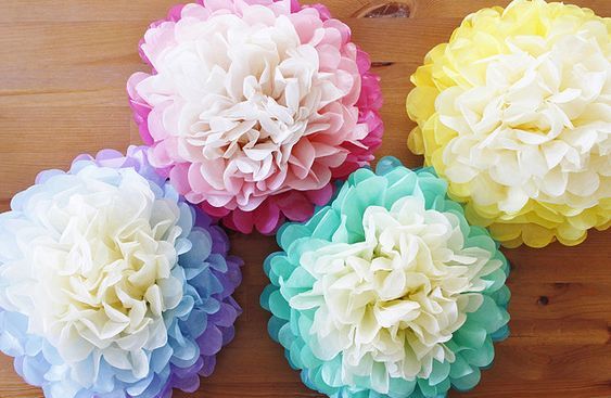 ペーパーファン ペーパーフラワー ハニカムボール お花紙 和風 6点 誕生日 飾り付け クリスマス パーティー お盆 祭り こどもの日 お正月 結婚式お祝い 飾り 送料無料 パーティーの飾り付けを手作り♡ペーパーポンポンとハニカムボール 2ページ目キナリノ