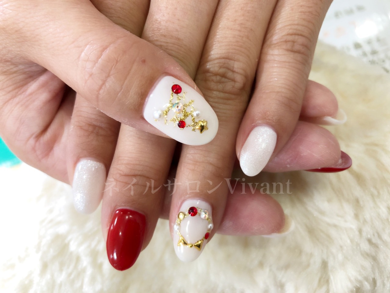 気持ちはもうクリスマス！🎄ネイルネイルデザインシンプルネイル赤ネイル秋ネイルワンカラ