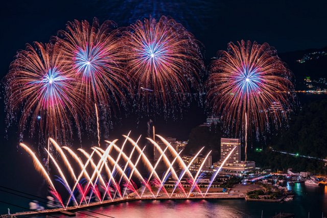 赤川花火の穴場スポットは？何発打ち上げか場所や何時からか調査 – ハナのひとりごと