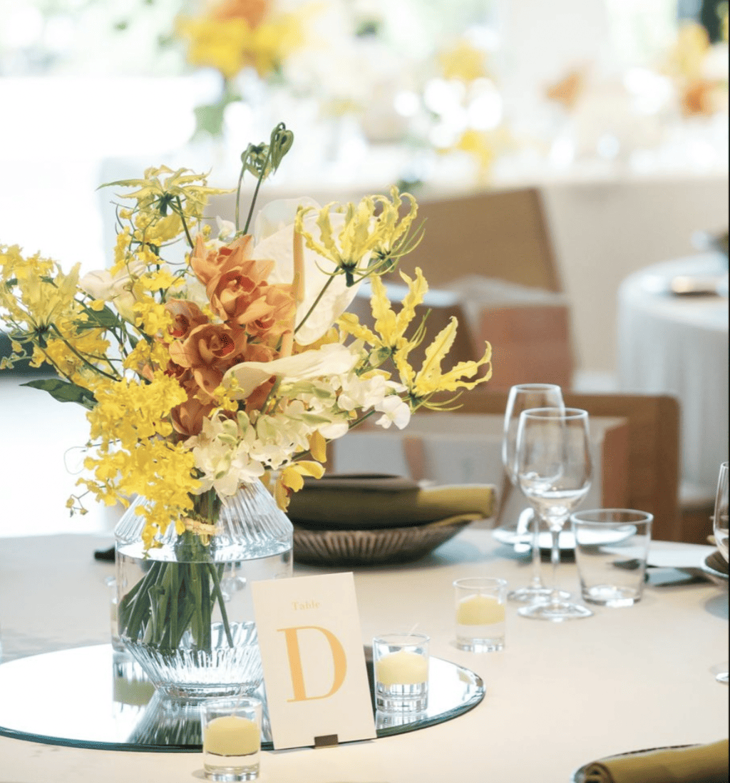 ゲストテーブル 装花 3000円TikTok