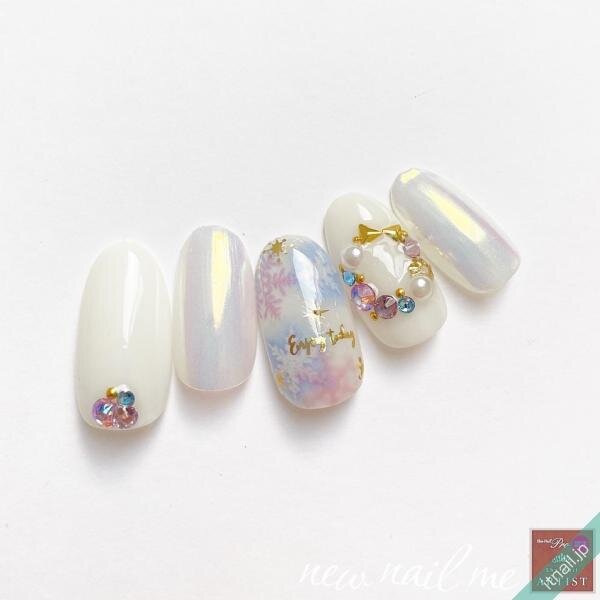 美爪さん、大人クリスマス🎄♡クリスマスネイルクリスマスビジューネイルホワイトネイル冬ネイル冬ネイルデザインネイルネイルデザイン上品ネイル大人ネイル大人かわいいネイルシンプルネイル美爪お洒落ネイルお洒落さんと繋がりたい