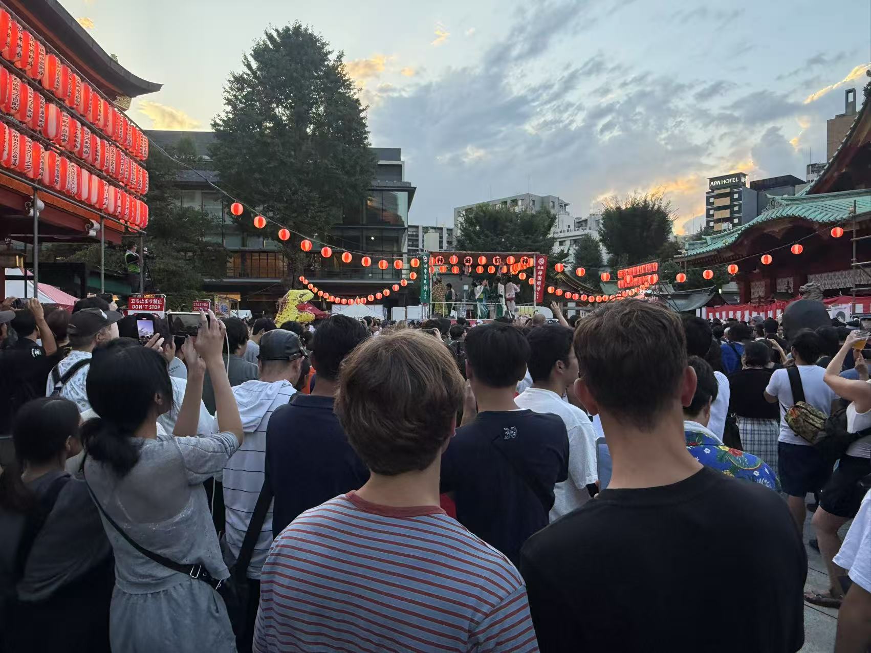 神田明神納涼祭りの最終日で盆踊り体験