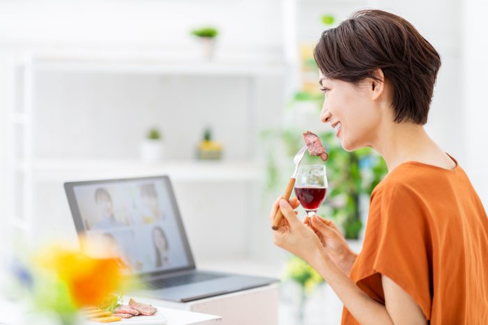 結婚式の新しいカタチ、リモート婚公式 福岡 結婚式場 HOTEL GREGES オテルグレージュ