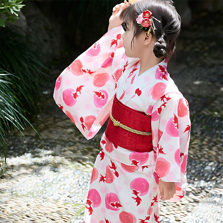 Amazon.co.jp: 着物 浴衣 女の子 花柄 和柄 和装 卒業式 卒園式 お祭り 花火大会 七五三 3歳 7歳150cm: ファッション