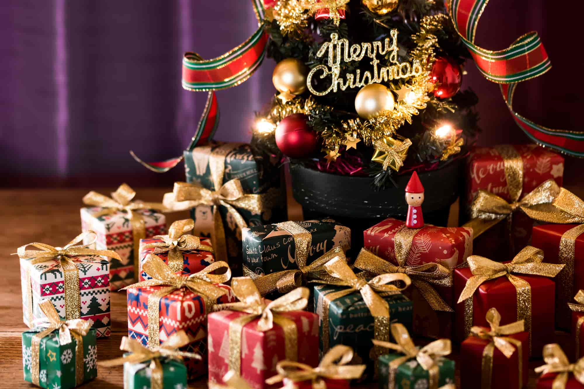 クリスマスは何日？2024年のクリスマスは何曜日？ 歴史や過ごし方を解説！ - お役立ちコラム