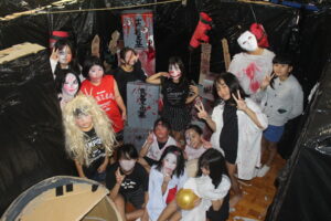 簡単手作り怖いハロウィングッズDIY 基本の張りぼての作り方も。お化け屋敷に挑戦！こわーいオバケオブジェの作り方。雪見日和