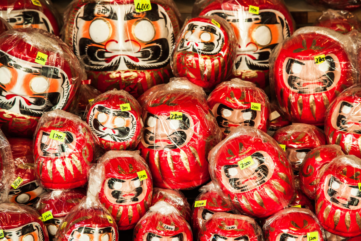 2025 高崎だるま市が1月1・2日開催！群馬の伝統的イベントの魅力・見どころを紹介 - 日本の観光メディアMATCHA