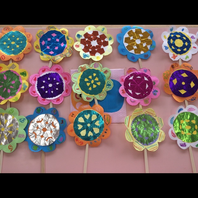 手作りうちわアイデア集〜夏祭りや夏時期に楽しめる製作遊び〜保育と遊びのプラットフォーム ほいくる