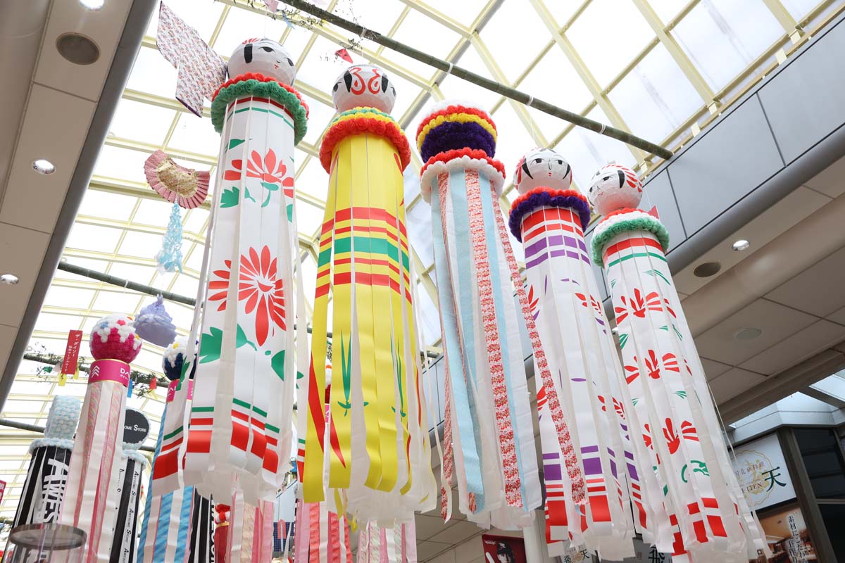 仙台七夕まつりが開幕 色鮮やかな吹き流し街彩り 共同通信- Yahoo!ニュース