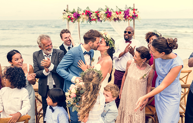 ハワイ結婚式服装に関する疑問を解決！Q&Aハワイ・グアム・沖縄・リゾートウェディング特集