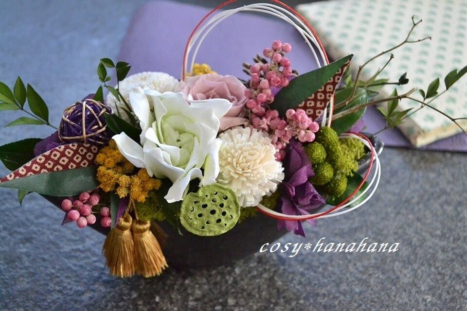 100均造花 お正月アレンジの作り方 花材費800円