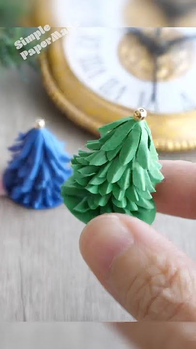 クラフトパンチで作るちっちゃくて可愛いクリスマスツリー - DIY How to Make Tiny Paper Christmas TreeTutorial