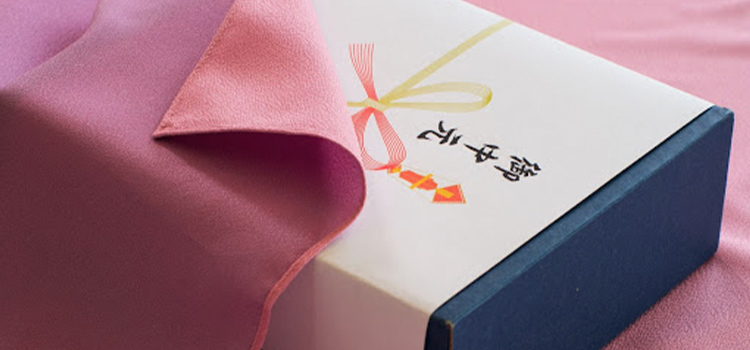 残暑見舞いはいつまでに送る?適切な時期やマナー、喜ばれるギフトを紹介カタログギフト、贈り物ならantina gift studio アンティナ ギフトスタジオ