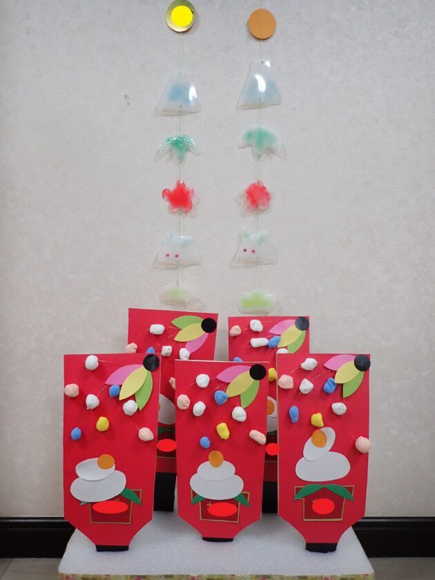 お正月製作☆みみづく幼稚園