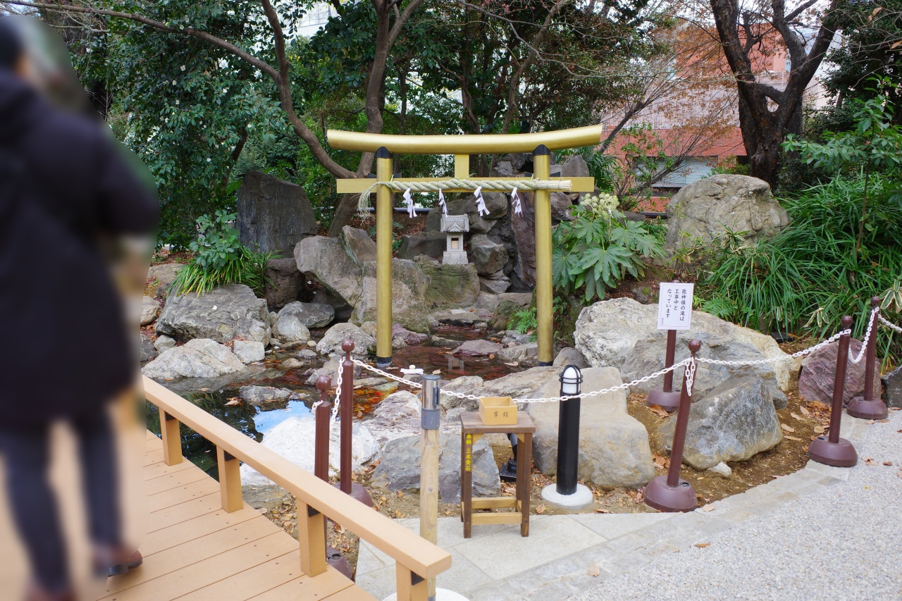 有名な「出世の石段」を上ってお参りを♪ 愛宕山の上に立つ「愛宕神社」へことりっぷ