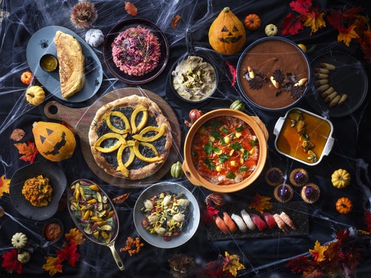 都内のホテルでリュクスに楽しむ！ 大人のハロウィンプラン5軒。Vogue Japan