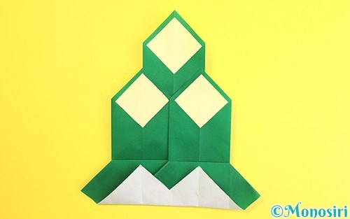 お正月飾りを子供と一緒に折り紙で作ってみよう！ こま・門松・だるま・お正月リースの作り方はいチーズ！クリップ