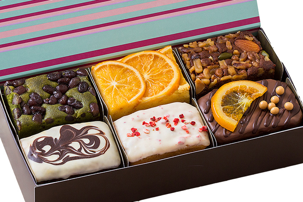 結婚式引菓子 縁結米 米男＆米子 結婚式 引き菓子 お米 よねお＆よねこ キューブのかわいいお米のギフト 3種セット 送料無料 お菓子 お米ギフトキューブ 貰って困らない 可愛い 食べ比べ -体重米INDIGO - プレゼント＆ギフトのギフトモール