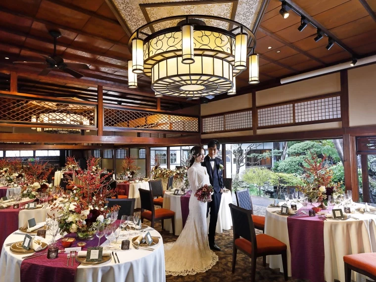 大人花嫁がトキメク♪ 和風モダンなテーブルコーディネートや装花でオリジナルの結婚式をマイナビウエディング プレミアムヴェニュ