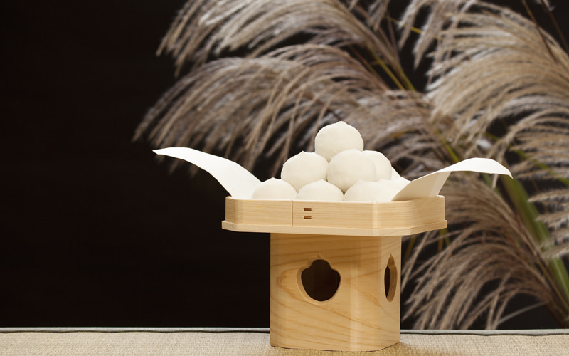 十五夜・十三夜限定 一日4000本売れる大人気団子が“お月見うさぎ”に大変身！2日間限定『お月見だんご』今年も登場！株式会社太陽社のプレスリリース