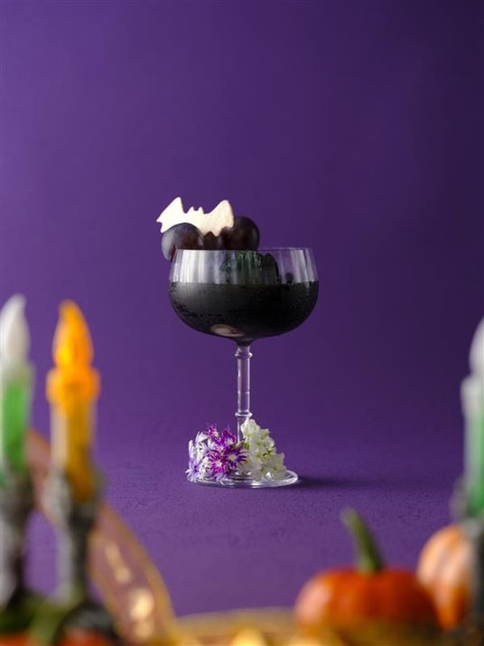 大人なハロウィンナイト！リニューアルオープンのタワーズバー『ベロビスト』のハロウィンカクテル2018が気になるnomooo ノモー