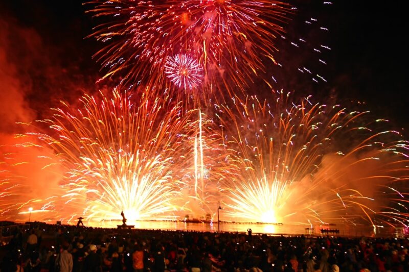 サマーナイト花火 2025信州 諏訪湖の花火－諏訪湖祭湖上花火大会・全国新作花火競技大会・サマーナイト花火・上諏訪温泉宿泊感謝イベント－