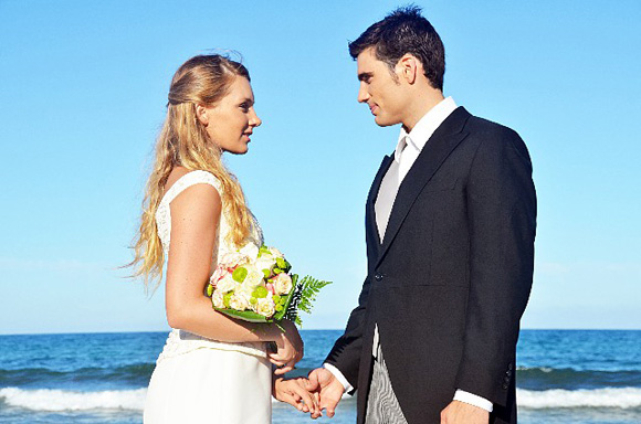 アメリカの結婚式 日本とはちょっと違うアメリカのウエディング事情AMENEW Dreams