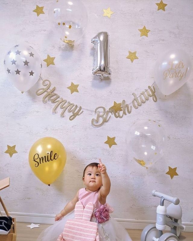 100均セリアの商品3つで作れるバルーンガーランド🎈トータル330円！ バルーンガーランド 誕生日飾り 100均で TikTok教室ふうせん バルーンアート 風船